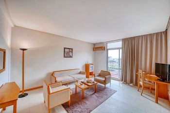 Hotel Akwa Palace