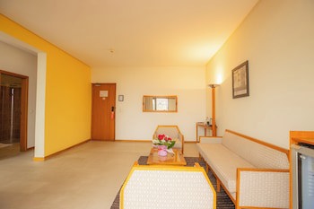 Hotel Akwa Palace