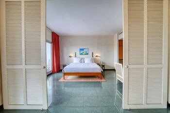 Hotel Akwa Palace