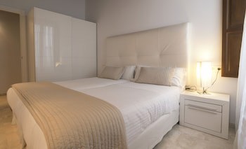 Elvira Suites Apartamentos