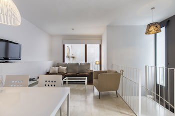Elvira Suites Apartamentos