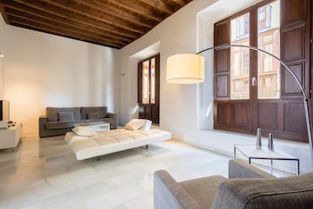 Elvira Suites Apartamentos