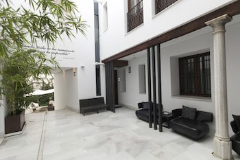 Elvira Suites Apartamentos