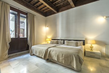 Elvira Suites Apartamentos