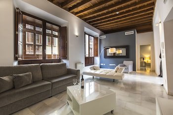 Elvira Suites Apartamentos