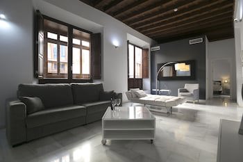 Elvira Suites Apartamentos