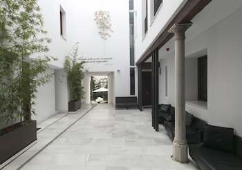 Elvira Suites Apartamentos
