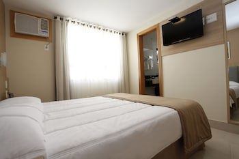 Elegance Praia Hotel