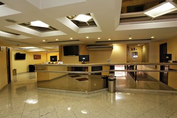 Elegance Praia Hotel