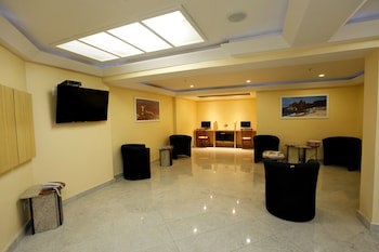 Elegance Praia Hotel