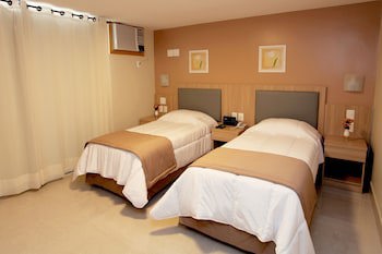 Elegance Praia Hotel