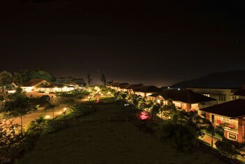 Woodstock Resorts