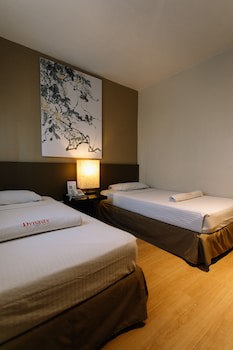 Dynasty Tourist Inn