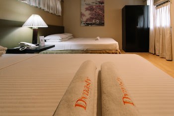 Dynasty Tourist Inn