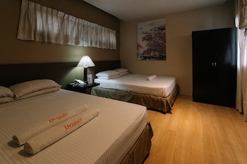 Dynasty Tourist Inn