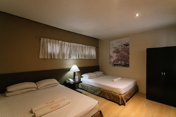 Dynasty Tourist Inn