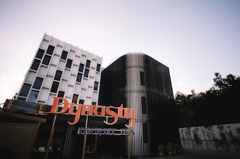 Dynasty Tourist Inn