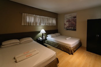 Dynasty Tourist Inn
