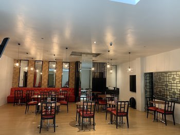 Dynasty Tourist Inn