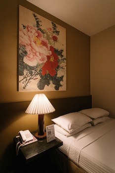 Dynasty Tourist Inn