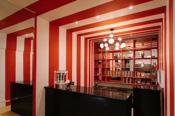 Dynasty Tourist Inn