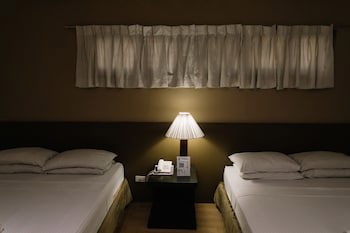 Dynasty Tourist Inn
