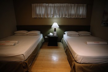 Dynasty Tourist Inn