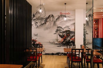 Dynasty Tourist Inn