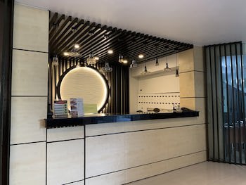 Dynasty Tourist Inn