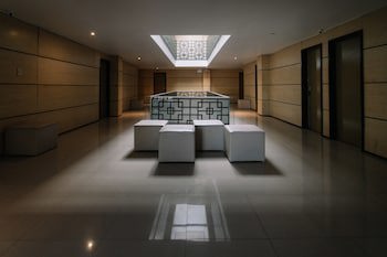 Dynasty Tourist Inn
