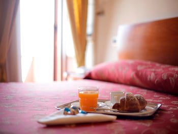 Hotel Garibaldi galeri fotoğrafı