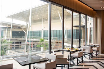 Chor Cher - The Luxury Green Hotel