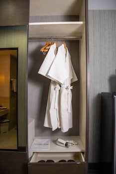 Chor Cher - The Luxury Green Hotel