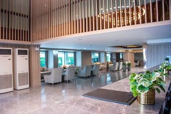Chor Cher - The Luxury Green Hotel