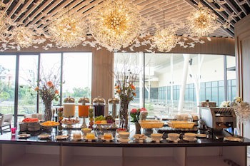 Chor Cher - The Luxury Green Hotel