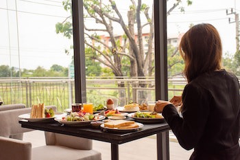 Chor Cher - The Luxury Green Hotel