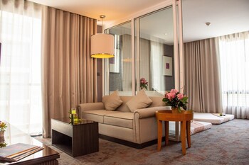 Chor Cher - The Luxury Green Hotel