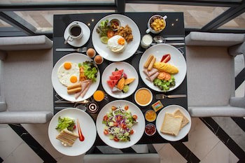 Chor Cher - The Luxury Green Hotel