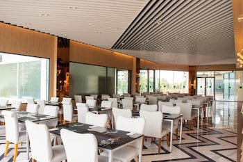 Chor Cher - The Luxury Green Hotel