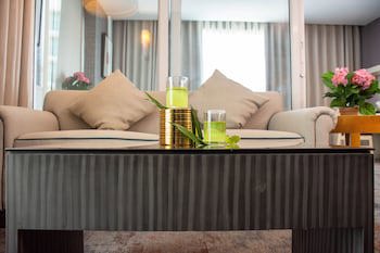 Chor Cher - The Luxury Green Hotel