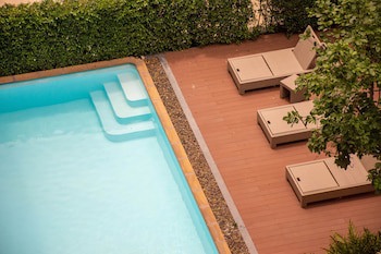 Chor Cher - The Luxury Green Hotel