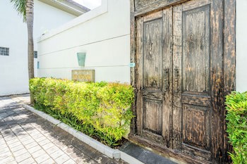 Aq-Va Hotel & Villas Seminyak