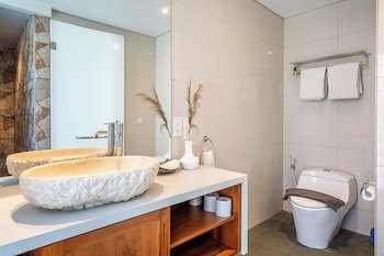 Aq-Va Hotel & Villas Seminyak