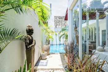 Aq-Va Hotel & Villas Seminyak