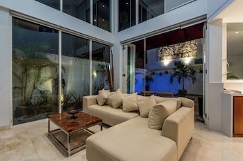 Aq-Va Hotel & Villas Seminyak