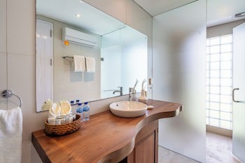 Aq-Va Hotel & Villas Seminyak