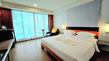 Dynasty Grande Hotel