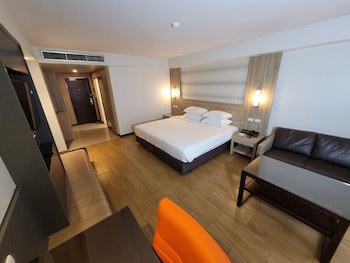 Dynasty Grande Hotel
