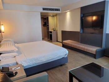 Dynasty Grande Hotel