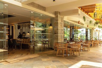 Alba Hotel Meru